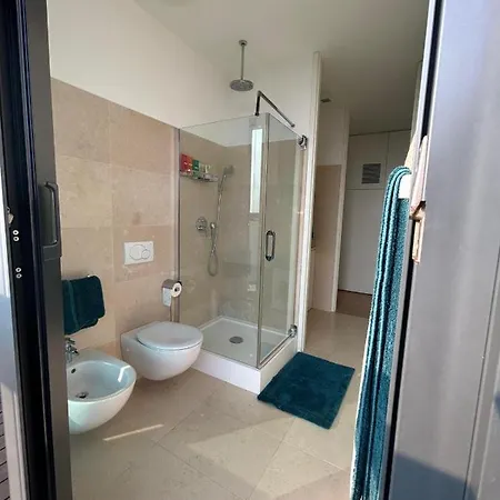 Hotel Merville *